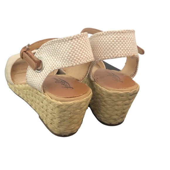 Lucky Brand Kyndra Bohemian Wedge Sandals in Tan w/metallic accents Size 9M/40 - Picture 4 of 16